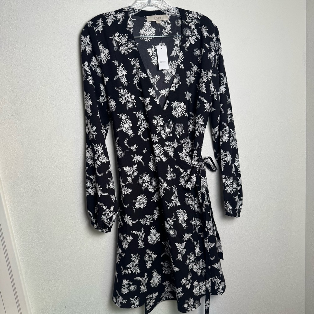 LOFT Black and White Floral Long Sleeve wrap Dress New